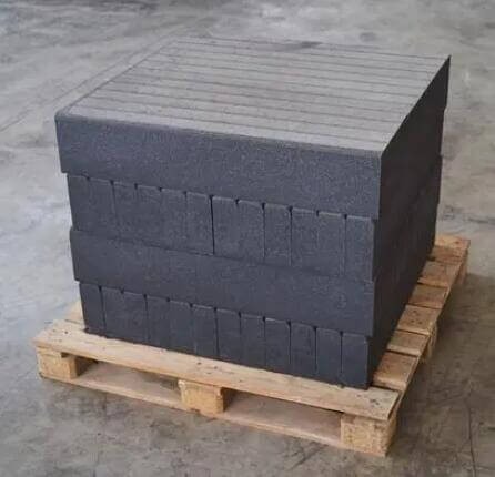 Magnesia carbon bricks